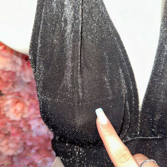 NWT Verdusa (Small) Brand New Metallic Glitter Bodysuit with Tied Halter Neck - Picture 5 of 9